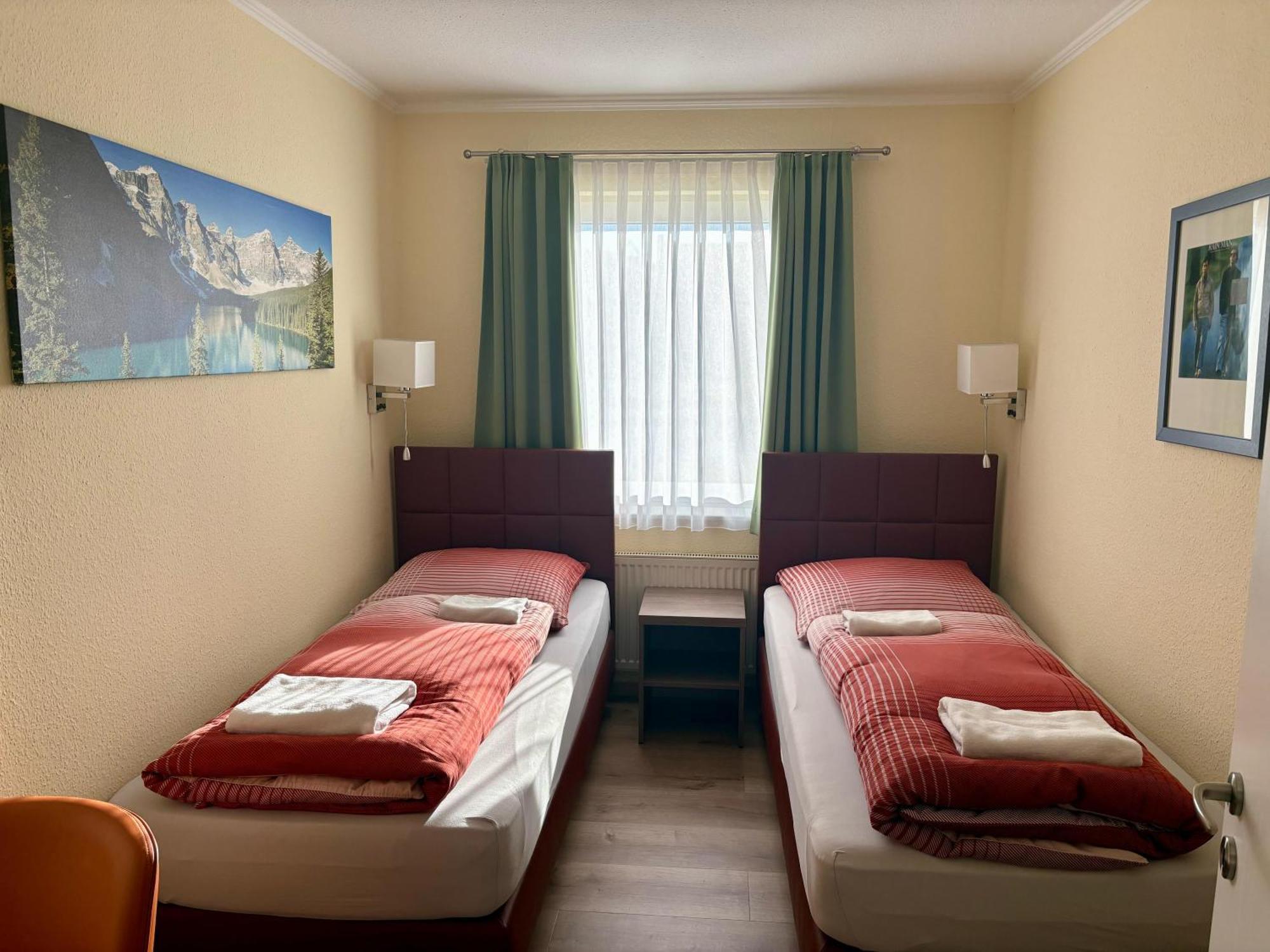 Ellen Hotel Harrislee Buitenkant foto