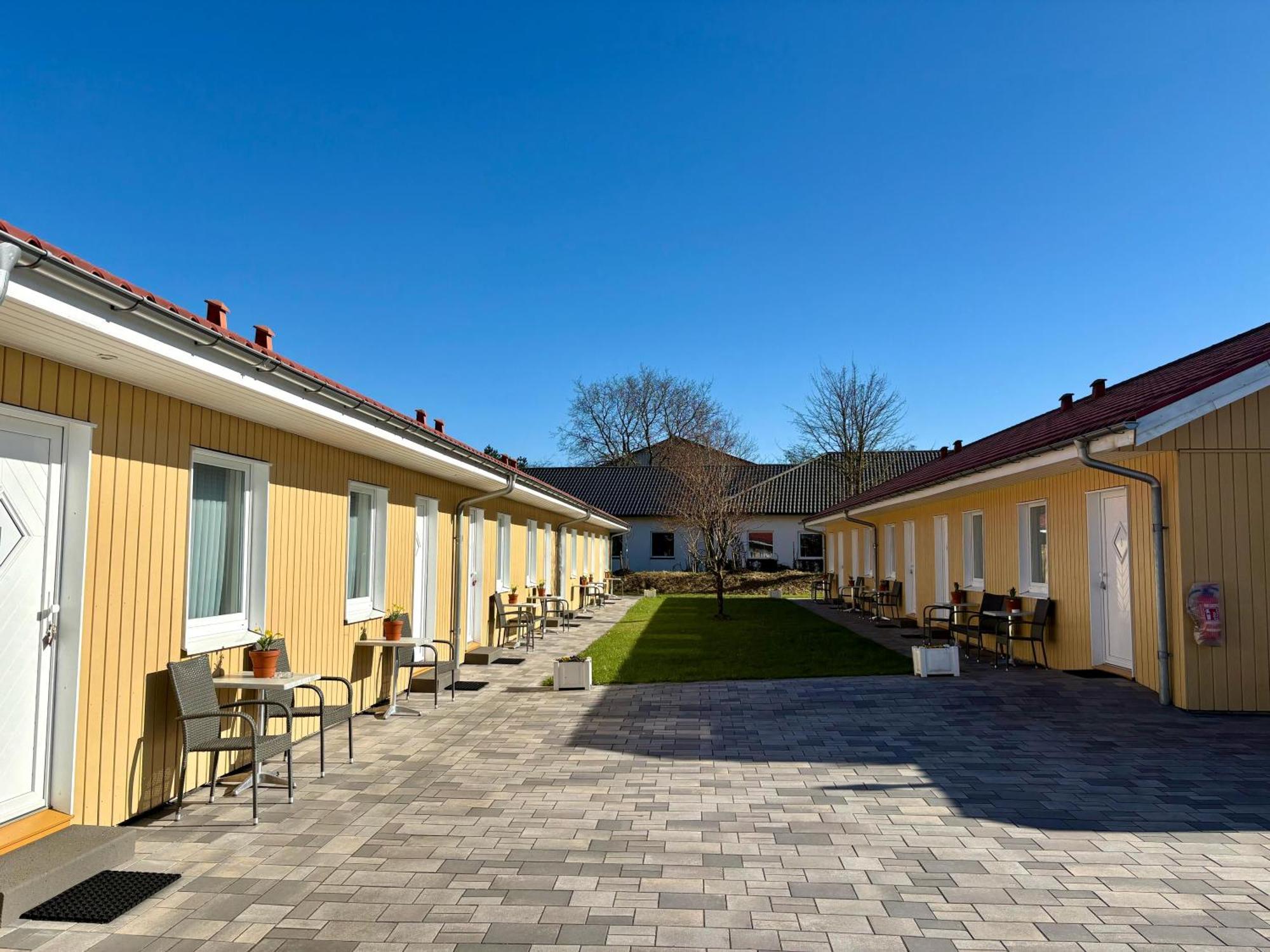 Ellen Hotel Harrislee Buitenkant foto